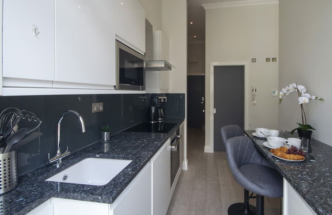 High Street Kensington by Viridian Apartments - Photo 20