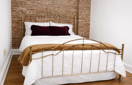 The Disco Loft - Downtown Springfield Apartment with Ping Pong - Photo 3