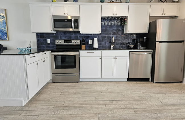 Coral by the Sea 3054, Sleeps 8, Walk to Beach - Photo 12