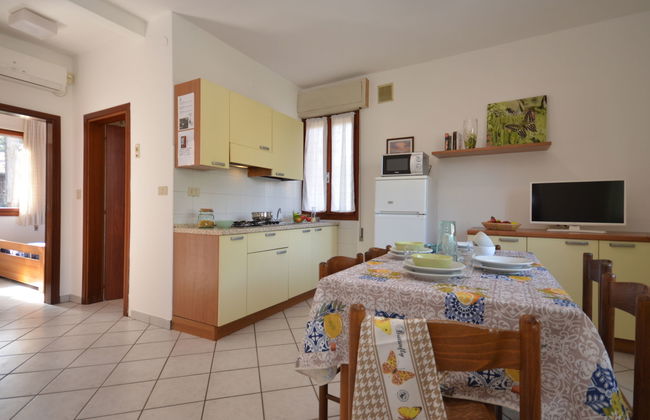 3 bedroom House in Lignano Sabbiadoro with garden and terrace - Photo 8
