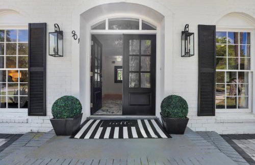 NEW! The White House, with 2 King Ensuites close to Parris Island and Downtown - Foto 49