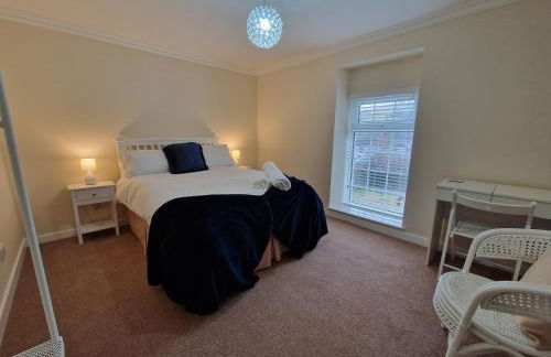 Lewis Gethin House, Newly renovated cottage sleeps 9, close to bike park wales - Photo 14