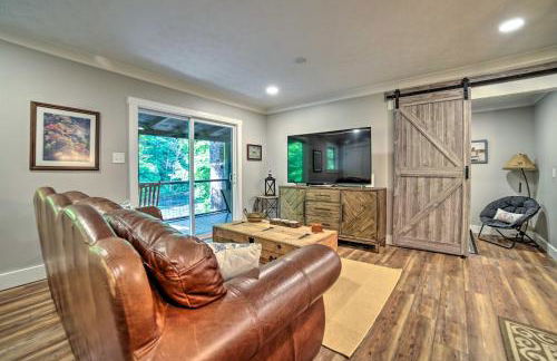 Crystal River Cabin with Scenic View and Fire Pit - Foto 4