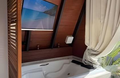 Cabana Riviera | Private Jacuzzi | Ferrugem - Photo 36