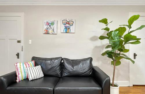 Fun & Charming 1BR Apt near Drake - Foto 2