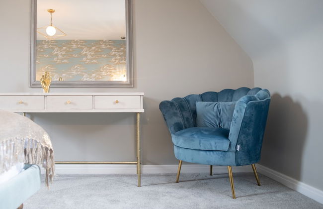 Comfortable 5 Bedroom Detached House With Parking - Photo 24