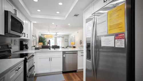 Fully Updated, Ground Floor, Poolside With Great Ocean View - Unit 49! - Foto 4