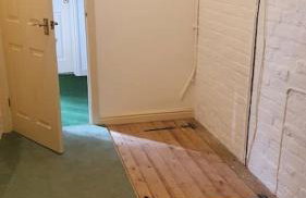 Canalside Manor House Annexe with Secure Parking - Photo 4