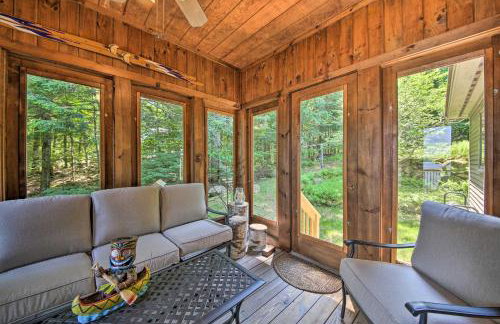 Sebago Lake Gem on Private Cove with Boat Dock! - Foto 24