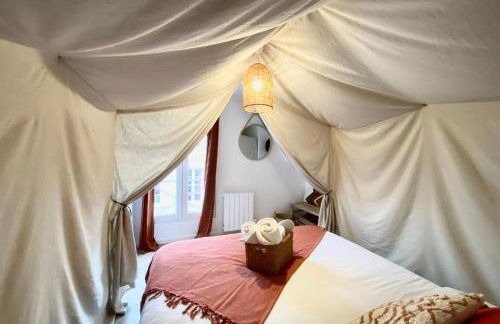 L'Expédition - By BEST KEYS - Expérience Unique - Déco Immersive - Lit Queen Size & Canapé Convertible - Centre Ville - Smart TV - Machine à Café Nespresso - Netflix & WiFi ILLIMITÉ - Check-in Autonome - Parking Gratuit - Foto 13