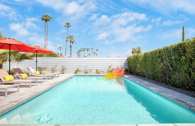 Lloyd by Avantstay Palm Spring Paradise w/ Pool, Large Yard & Table Tennis! Permit#3779 - Foto 32