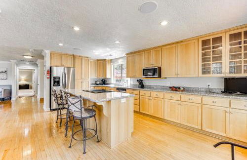 8 Mi to Jacksonville Oregon Getaway with Deck! - Foto 11