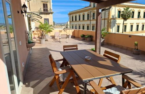 Palazzo Caratozzolo - Attico - Foto 3