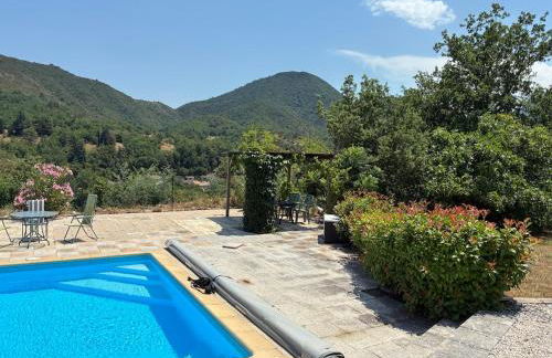 Vacation home with pool - Foto 19