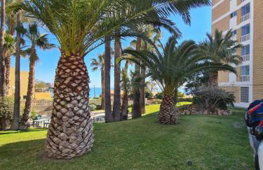 Luxurious 1st Line Top-floor Apartment With Direct Sea Access - Photo 28