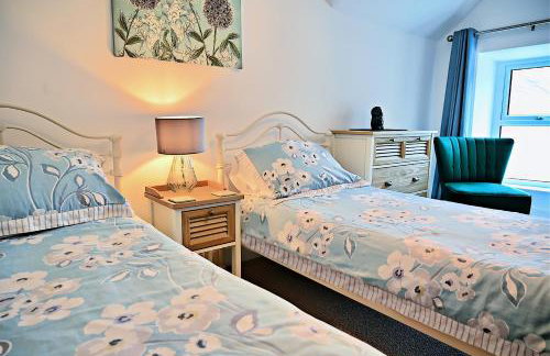 Bay View, Sleeps 18, 7 Bedrooms, 7 Bathrooms, Seafront, Criccieth - Foto 35