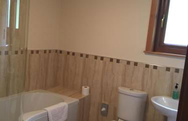 Silver Birch Lodge With Hot Tub Near Cupar, Fife - Foto 9