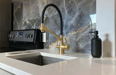 The Front Porch - Photo 17