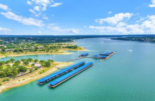 Luxury Lakeview Home w/ Pool & Beach Access! - Not Active - Foto 38