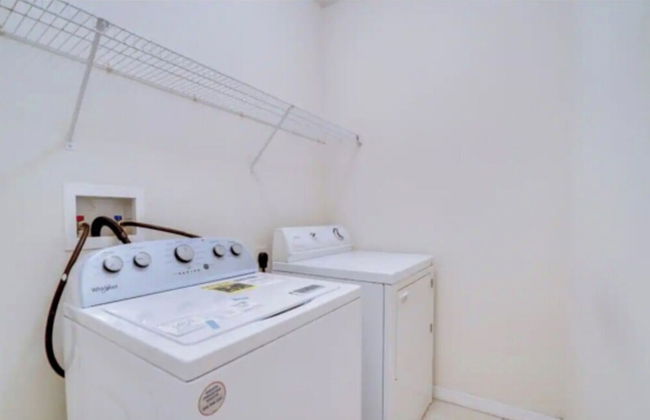 5BR Pool Home in Davenport w/ BBQ in Private Gated - Photo 14