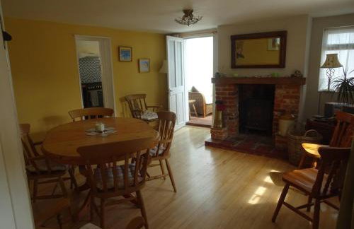 Clipper Cottage - 1874 Wrecker's home - Photo 6