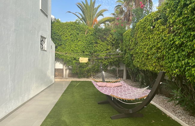 Luxury 4 bedroom villa with jacuzzi - Photo 25