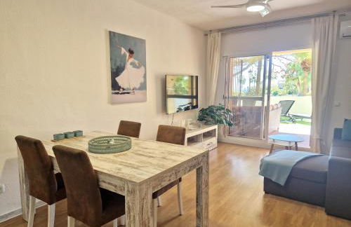 SR Reserva de Marbella 2BDR with private garden - Photo 5