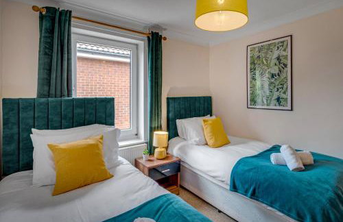 City and Airport - 2-Bed Contractor Base - Free Parking and Fast WiFi - Foto 18