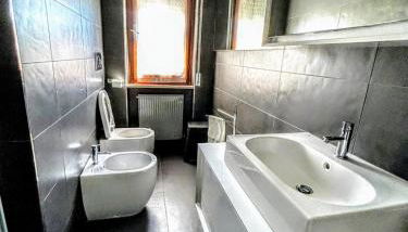 -Penthouse con Terrazza Panoramica -Free Parking- - Foto 5, towels, Shower