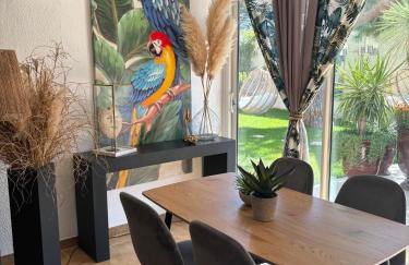 Logement cosy avec piscine ,parking et jardin - Photo 23