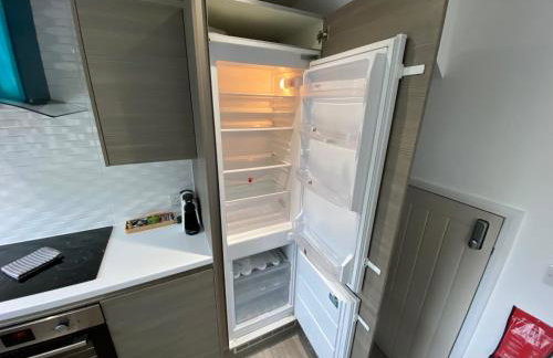 1 bed - Sleeps3 - Free Parking - 5 min to Centre - Foto 19