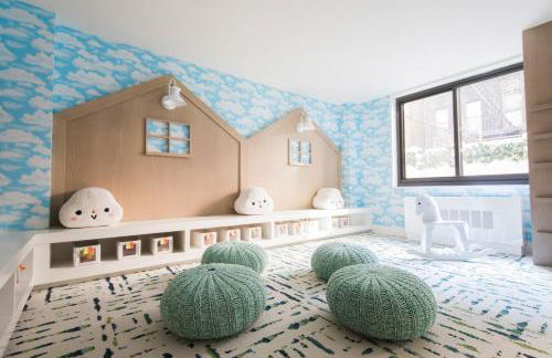 UES 1BR w Gym Doorman Stunning Roof NYC-505 - Foto 19