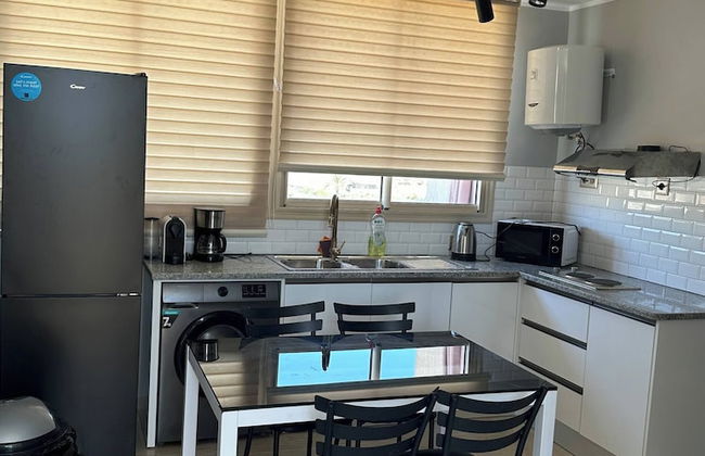 Luxury Rooftop Wifi, Ac, Outdoor Barbecue - Photo 13