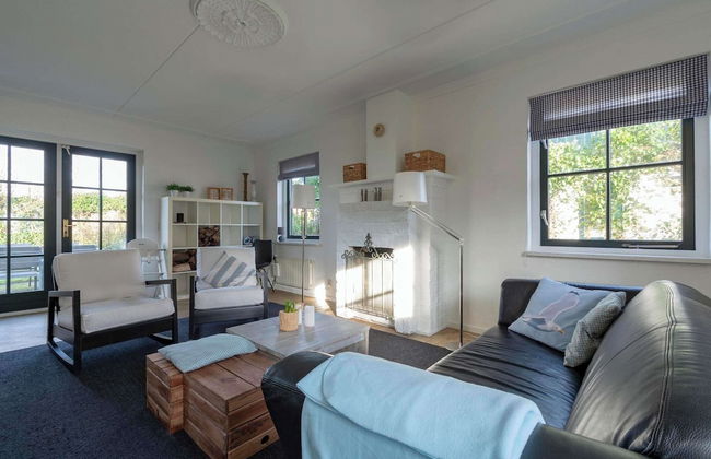 Villa w/ Electric Charging & Parking - Foto 9