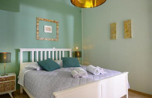 Mansion House - Photo 3