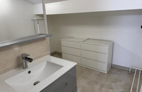Villa Moana Lagune 4 chambres, 4 salles de bain, piscine privative chauffée à 30 degrés toute l année, balnéo, terrain de pétanque privé, ping-pong - Foto 26
