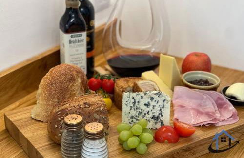 Petham Cottage Stanwick 2 bed sleeps 6 - Photo 36