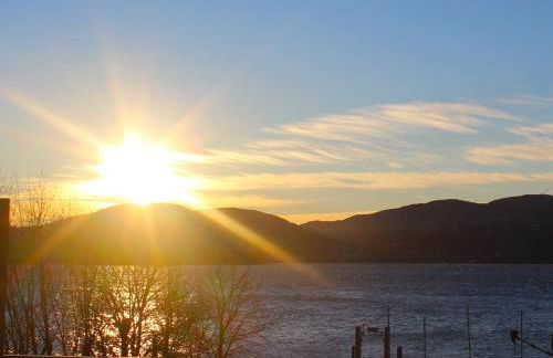 Great Lake View Artist's Apartment - Foto 30