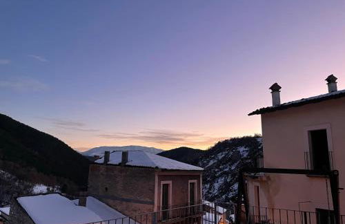 PIAZZETTA DEL FORNO GRAZIOSO BILOCALE ad ASSERGI - Foto 6