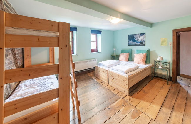 Vacation Home With BBQ Near Hotton - Photo 45