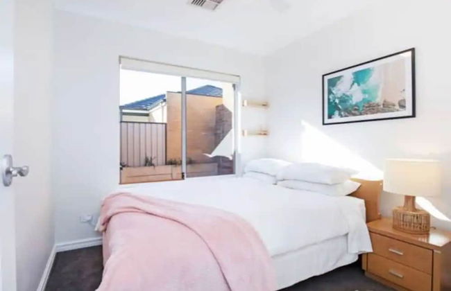 Idyllic Modern Scarborough Home Fireplace BBQ - Foto 3