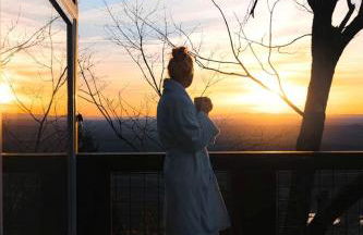 Breathtaking Tree House with Jacuzzi and Lofted Interior in Georgia - Foto 18