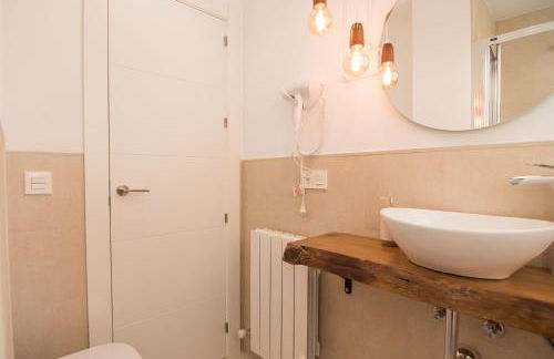 Amplio y moderno apartamento en el centro Granada - Photo 2