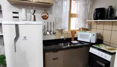 Apto Maria Luiza 5 min do Centro com Garagem - Foto 5, stove