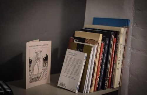 room five - parking, balnéothérapie, place nationale, un havre de paix - Foto 26