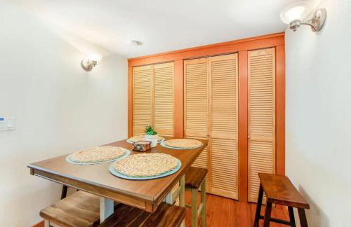 Calm Cozy 3BR cabin wAC, WiFi, Parking, BBQ - Foto 4