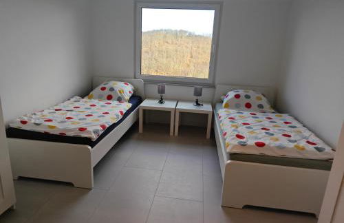 Siegen - Geisweid Work and stay Neu Modernisiert 3 Schlafzimmer Badezimmer Wohnzimmer Balkon - Foto 49