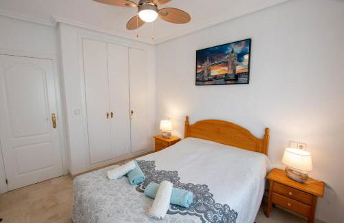 Spacious Ground floor apartment with Garden & Communal Pool - Foto 21