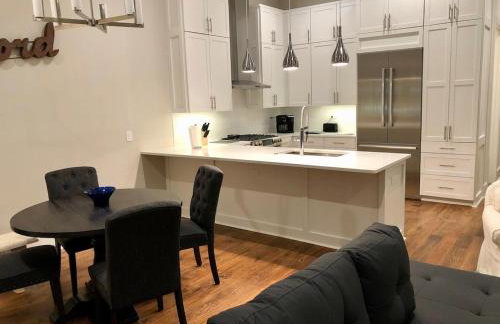 New Luxury Oxford Square Condo at Harrison Square - Foto 31