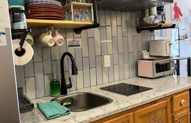 Stunning Little Havana Suites Close to airport, Calle Ocho, Brickell, Wynwood and the Beaches - Free Parking - Foto 8